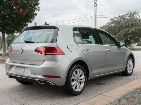 Used 2020 Volkswagen Golf 4-Door FWD image 4