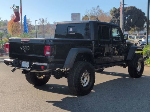 Certified 2020 Jeep Gladiator Sport w/ Quick Order Package 24S image 5