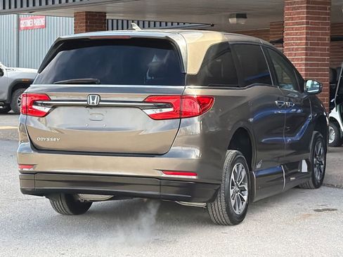 Used 2022 Honda Odyssey EX-L image 8