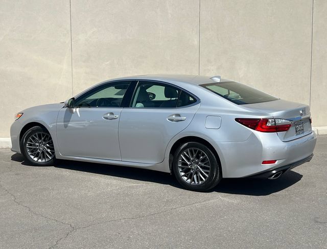 Used 2018 Lexus ES 350 w/ Premier Package FWD image 6