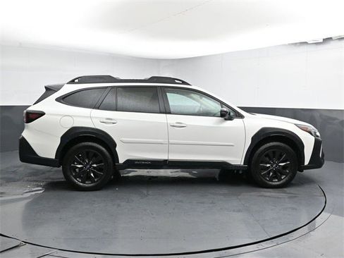 Used 2025 Subaru Outback Onyx Edition XT image 15