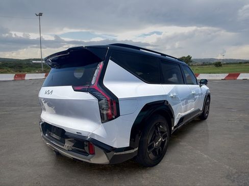 Certified 2026 Kia EV9 GT-Line AWD/4WD image 3