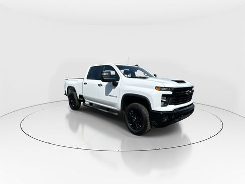 Used 2025 Chevrolet Silverado 2500 Custom w/ Custom Blackout Package AWD/4WD image 2