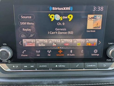 Used 2022 Nissan Rogue SV image 14