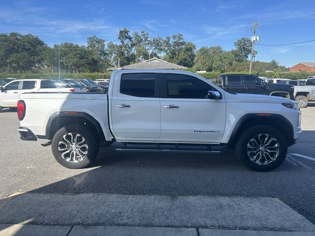 Used 2024 GMC Canyon Denali AWD/4WD image 1