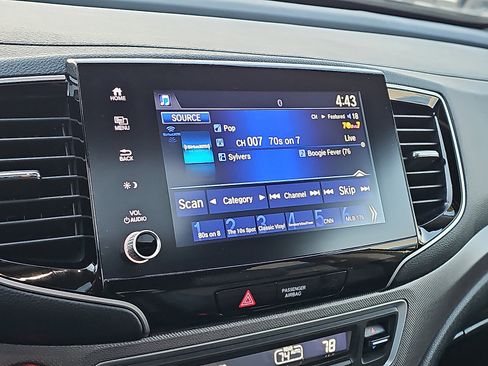 Used 2023 Honda Ridgeline RTL image 17