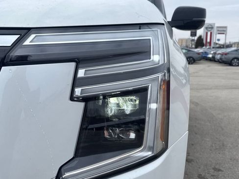 New 2026 Nissan Armada SL w/ Captain's Chari Seat Package RWD image 10