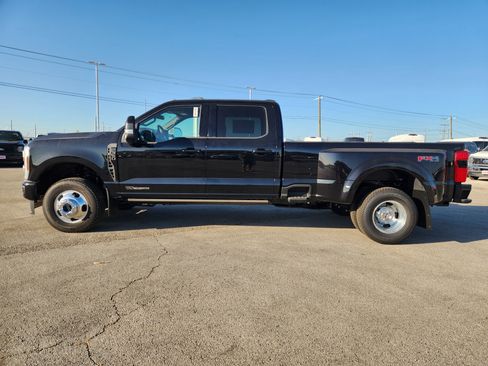 New 2026 Ford F350 Platinum AWD/4WD image 3