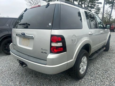 Used 2008 Ford Explorer XLT image 6