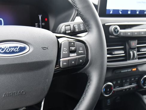 Used 2023 Ford Escape Active image 33