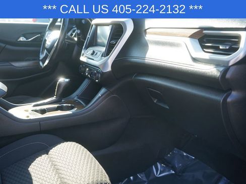 Used 2019 GMC Acadia SLE image 22