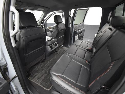 Used 2024 Ford F250 Lariat image 40