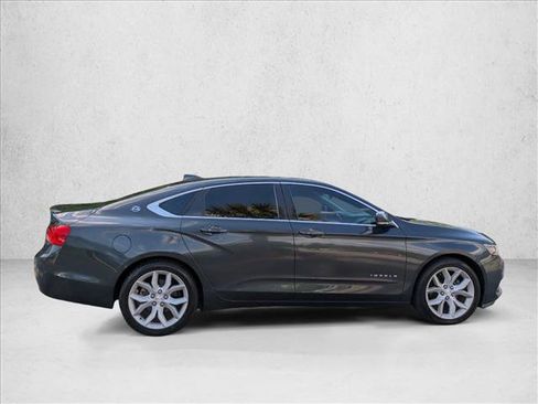 Used 2015 Chevrolet Impala LT image 4