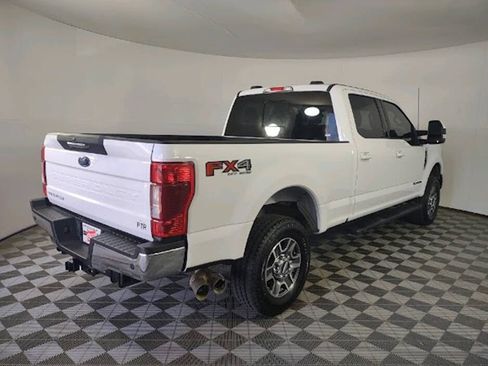 Used 2022 Ford F250 Lariat w/ Lariat Value Package AWD/4WD image 6