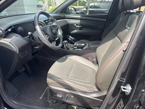 Used 2024 Hyundai Santa Cruz Limited AWD/4WD image 6