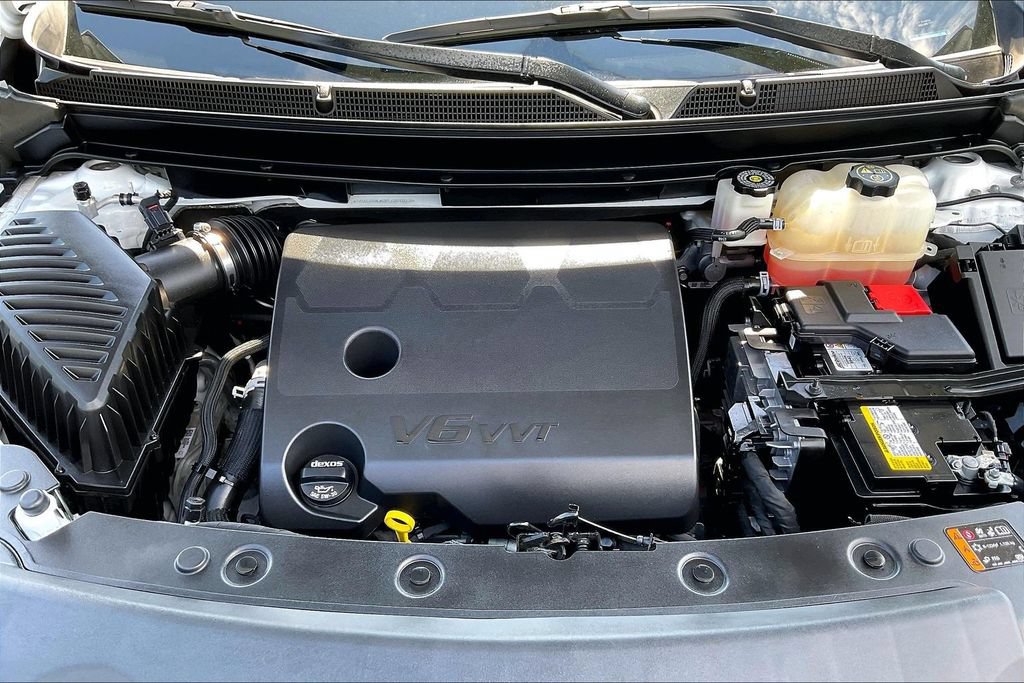 Used 2023 Buick Enclave Essence FWD image 33