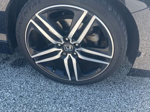 Used 2016 Honda Accord Sport image 19