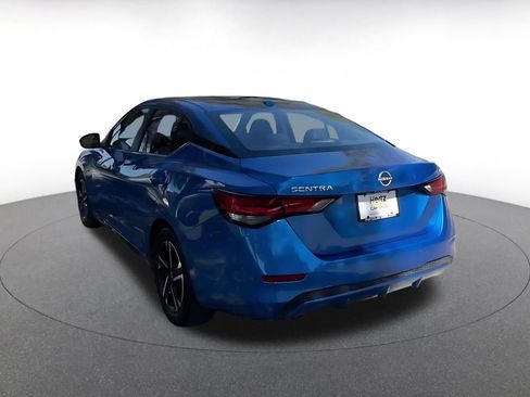 Used 2025 Nissan Sentra SV FWD image 11