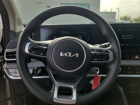 Used 2024 Kia Sportage LX FWD image 23