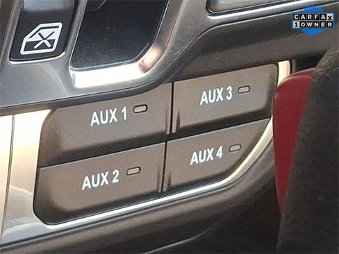 Used 2024 Jeep Gladiator Rubicon image 28