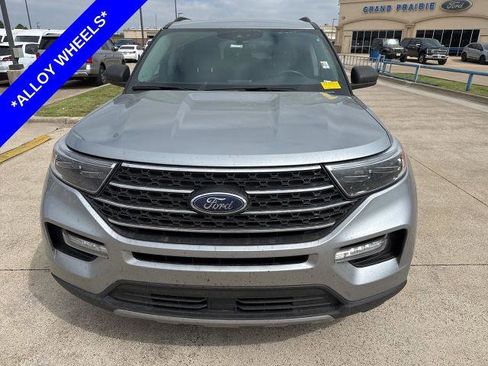 Certified 2023 Ford Explorer XLT w/ Equipment Group 202A image 2