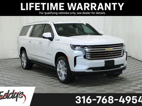 Used 2024 Chevrolet Suburban High Country w/ Advanced Technology Package AWD/4WD image 1