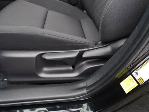 Certified 2023 Toyota Corolla LE w/ Carpet Mat Package (TMS) FWD image 17