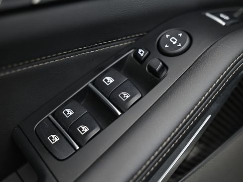 Certified 2026 BMW X5 M60i w/ Parking Assistance Package image 18