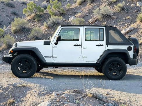 Used 2007 Jeep Wrangler Unlimited X RWD image 5