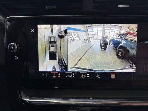 Used 2025 GMC Sierra 2500 Denali Ultimate AWD/4WD image 25