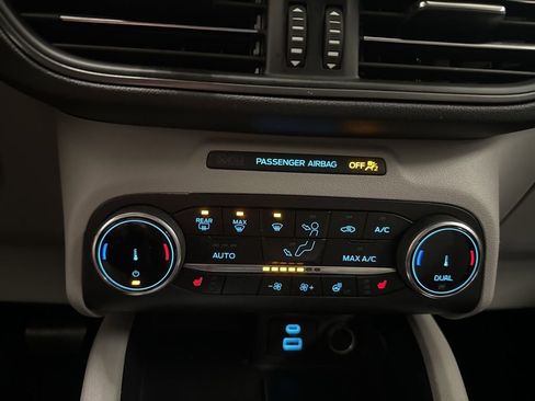 Used 2023 Ford Escape Active image 14