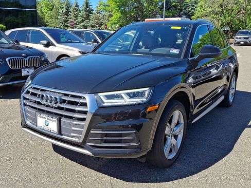Used 2019 Audi Q5 2.0T Premium Plus w/ Premium Plus Package AWD/4WD image 3