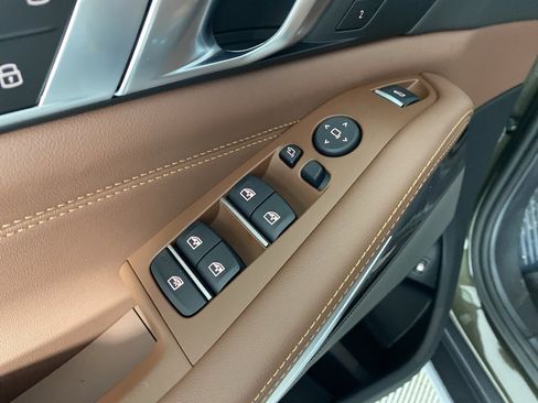 New 2026 BMW X5 xDrive50e w/ Climate Comfort Package image 8