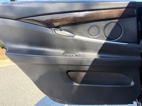 Used 2017 BMW 535i Gran Turismo xDrive image 46