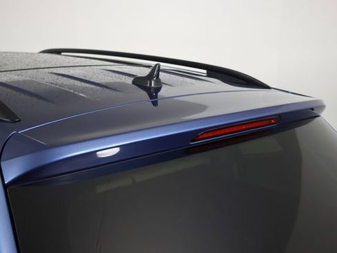 Used 2020 Volkswagen Tiguan SE w/ Panoramic Sunroof Package image 22