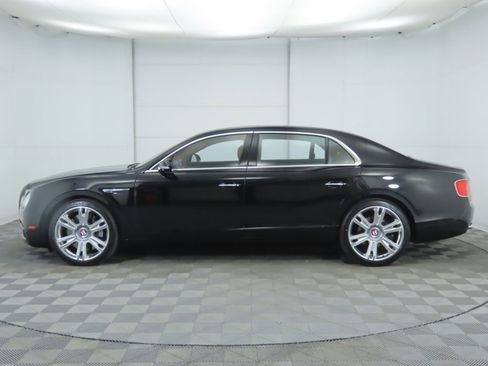 Used 2018 Bentley Flying Spur V8 image 8