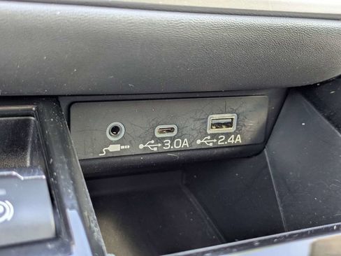 Used 2025 Subaru Outback Onyx Edition AWD/4WD image 22