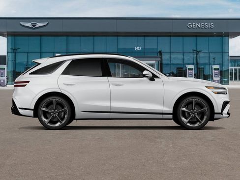 New 2026 Genesis GV70 2.5T Sport Prestige w/ G1 Accessory Package AWD/4WD image 4