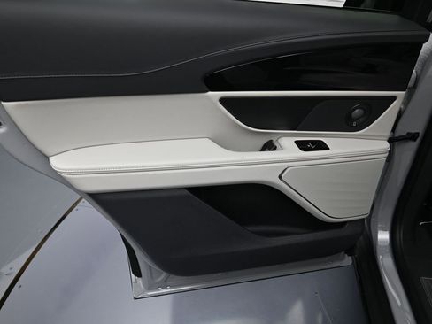 New 2026 Lincoln Nautilus Premier w/ Equipment Group 102A image 26