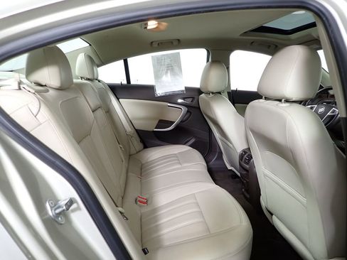 Used 2013 Buick Regal Premium FWD image 35