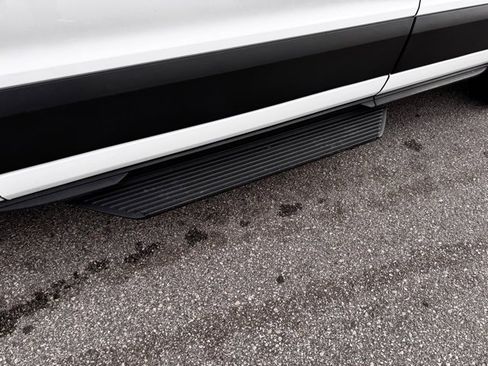 Certified 2023 Ford Transit 350 XLT image 30