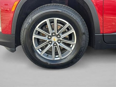 Certified 2023 Chevrolet Traverse LT w/ LPO, Cargo Package FWD image 23
