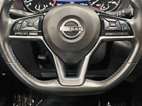 Used 2023 Nissan Altima 2.5 SV w/ SV Premium Package AWD/4WD image 5