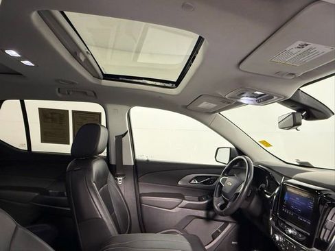 Used 2020 Chevrolet Traverse LT w/ LT Premium Package image 57