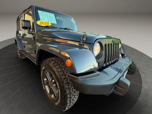 Used 2018 Jeep Wrangler Unlimited Sport image 3