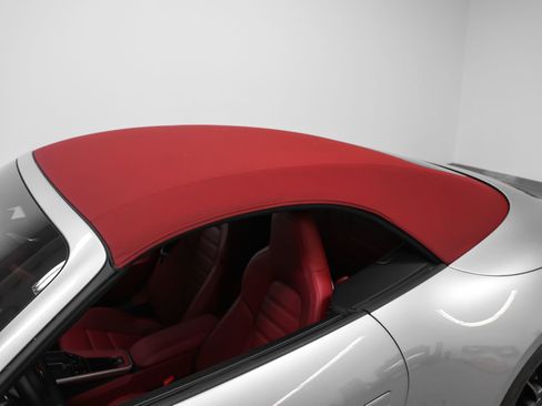 Certified 2024 Porsche 911 Carrera GTS RWD image 9