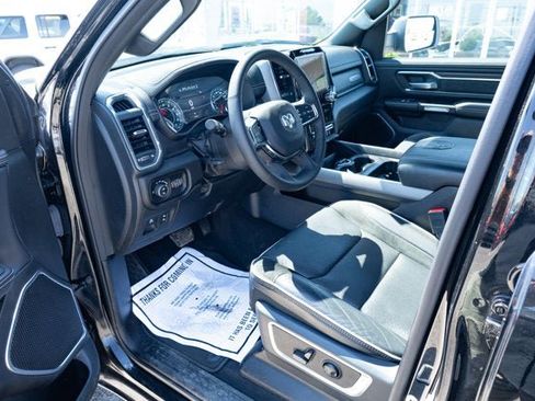 Used 2025 RAM 1500 Laramie image 15