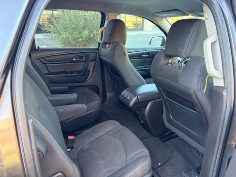 Used 2015 GMC Acadia SLE image 5