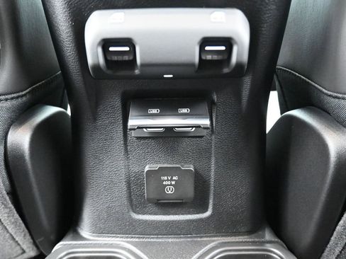 New 2025 Jeep Gladiator Rubicon w/ Convenience Group image 36