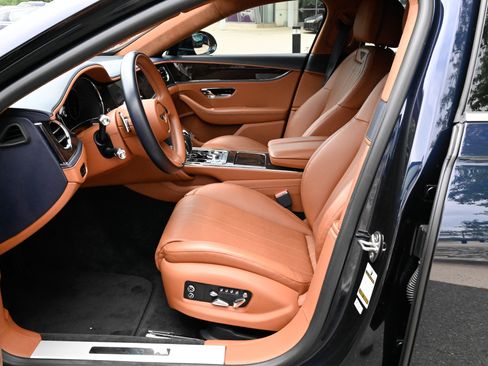 Used 2022 Bentley Flying Spur V8 AWD/4WD image 17